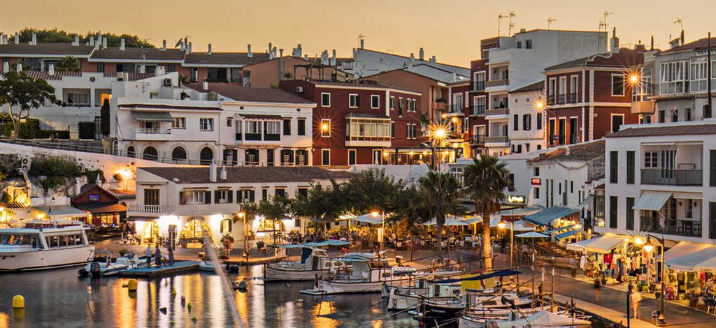 Hotels in Es Castell